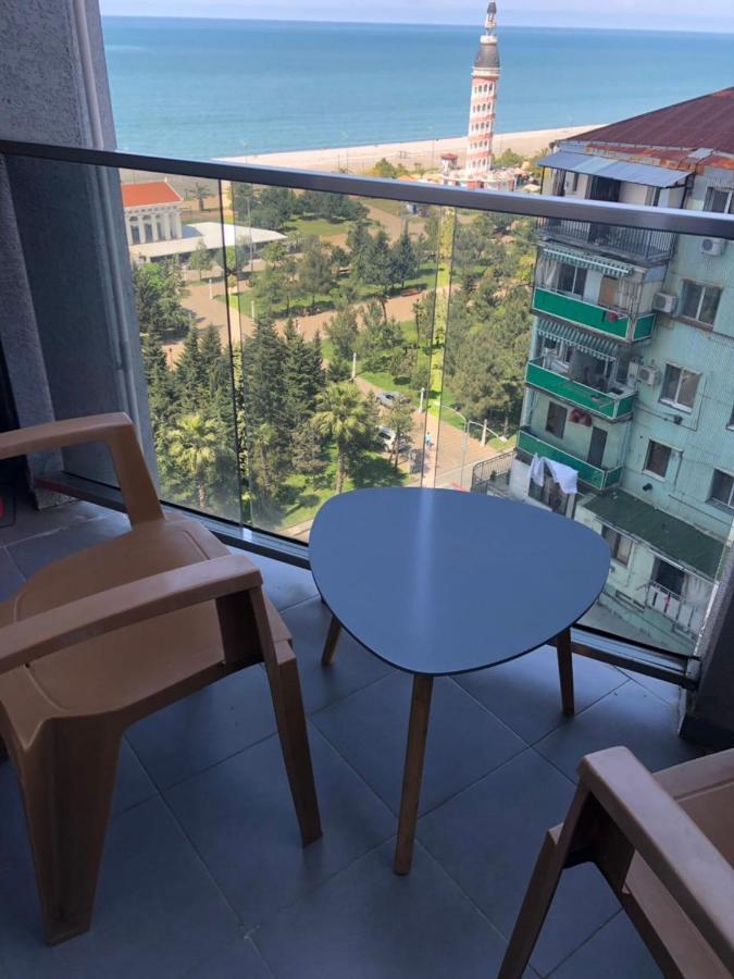 Batumi Orbi Sea Tawer Apartment Bagian luar foto