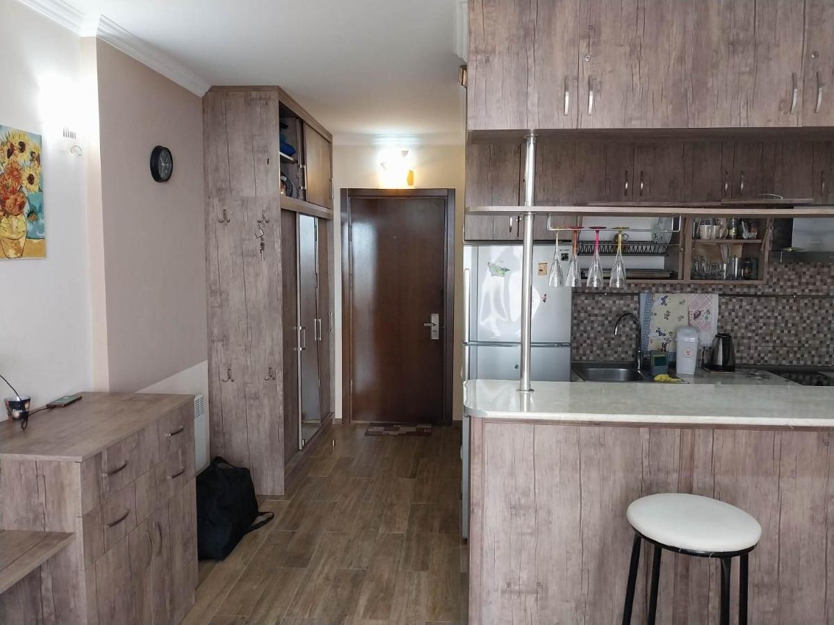 Batumi Orbi Sea Tawer Apartment Bagian luar foto